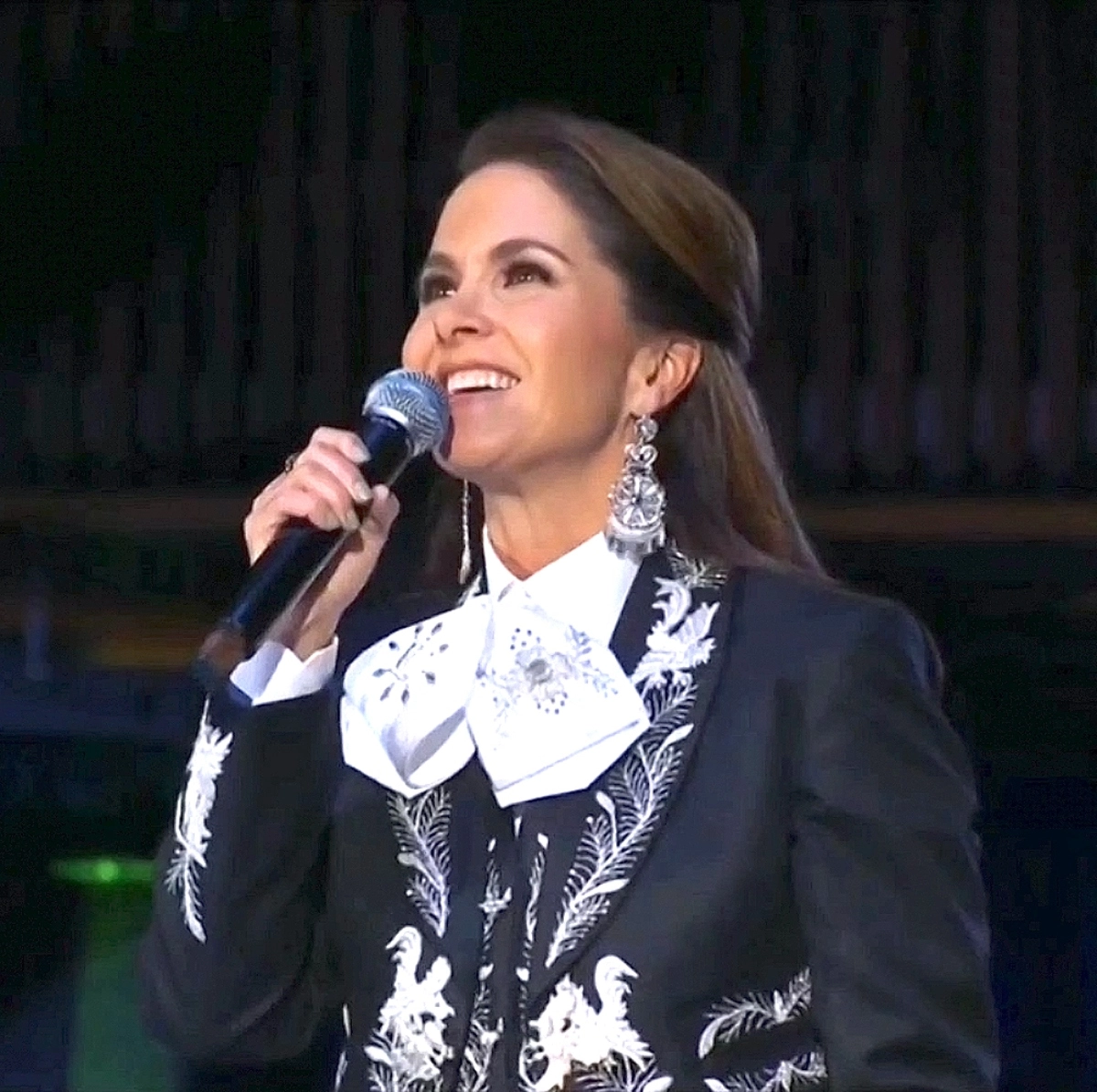 Lucero, Mijares, música