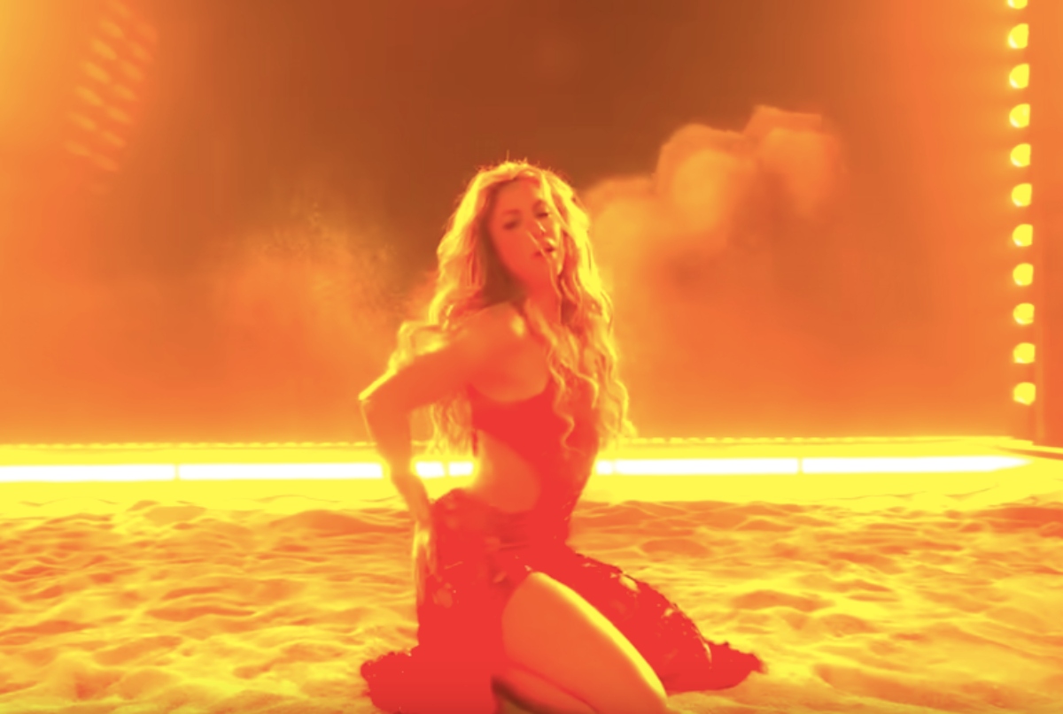Shakira, Hips Don't Lie, canción