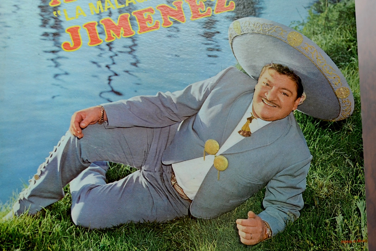 canciones regional mexican music
