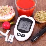 Recetas latinas diabetes hipertensión, pareja latina, pareja cocinando, Salud, QuéOnnda