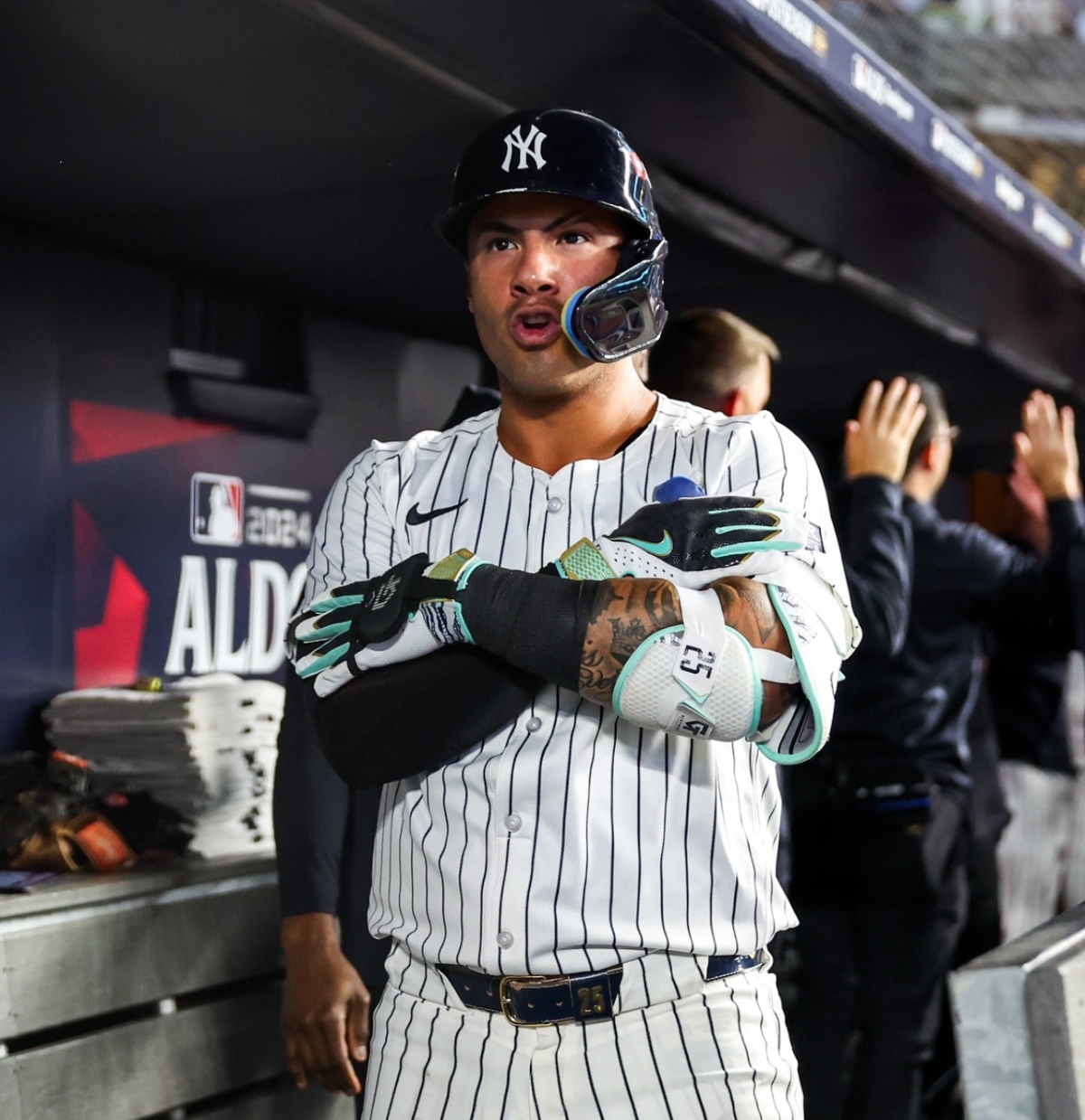 Oswaldo Cabrera, beisbolista hispano, Grandes Ligas, MLB, QuéOnnda