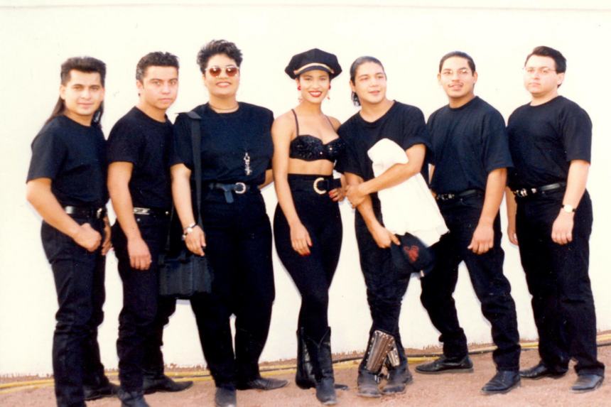 Selena y los Dinos, música