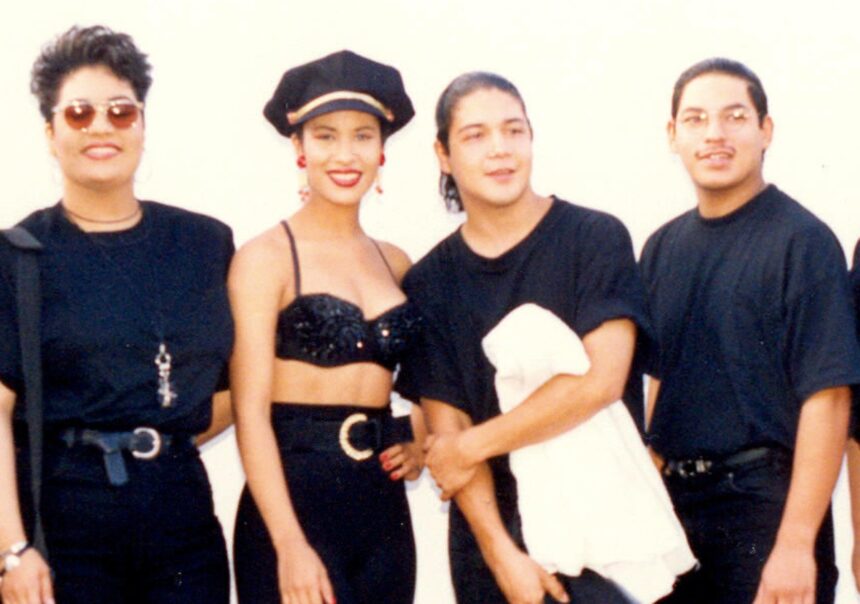 Selena Quintanilla, Chris Pérez, música
