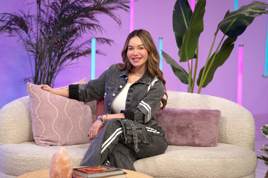 Chiquis, Foodie on the Go