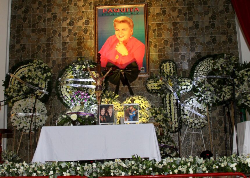 Paquita la del Barrio, música, leyendas