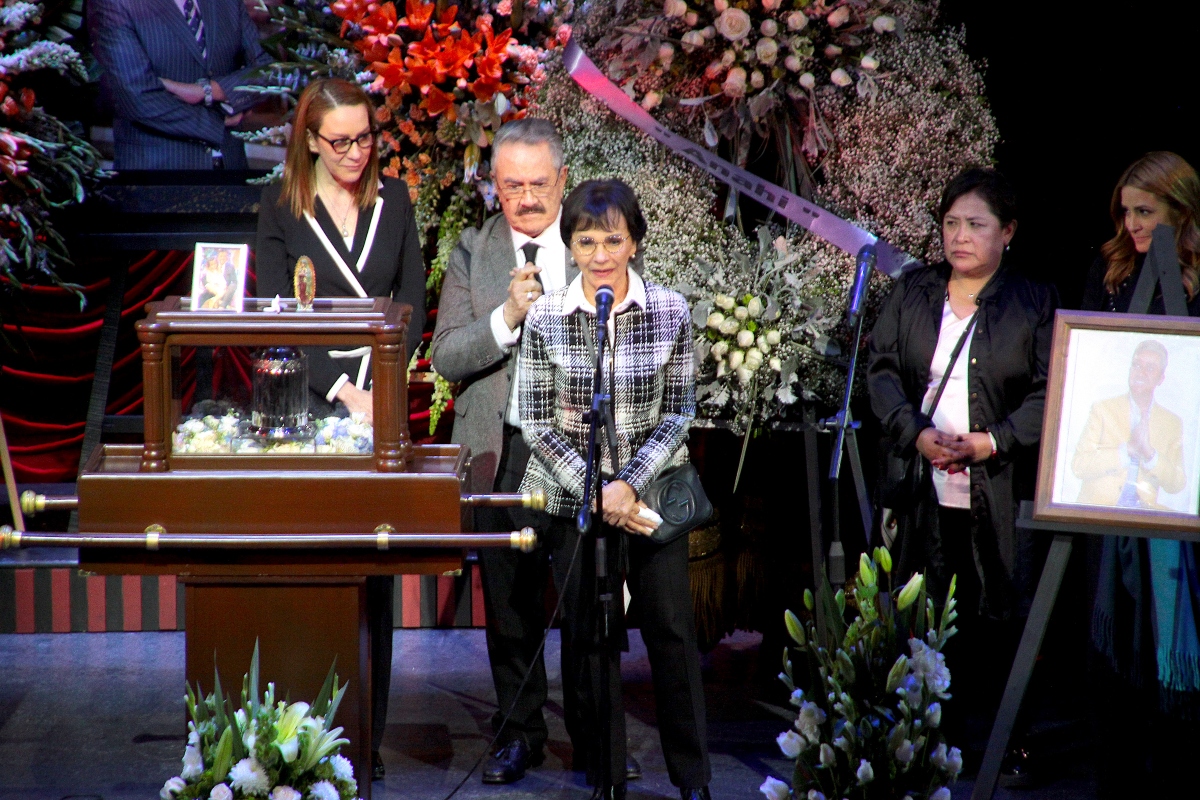 Pati Chapoy, Daniel Bisogno, entertainment