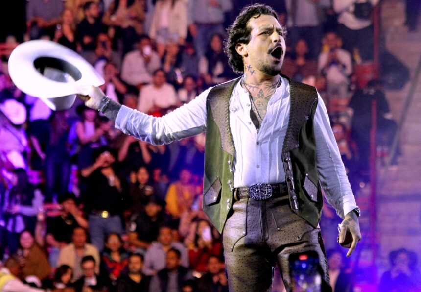 Christian Nodal, música