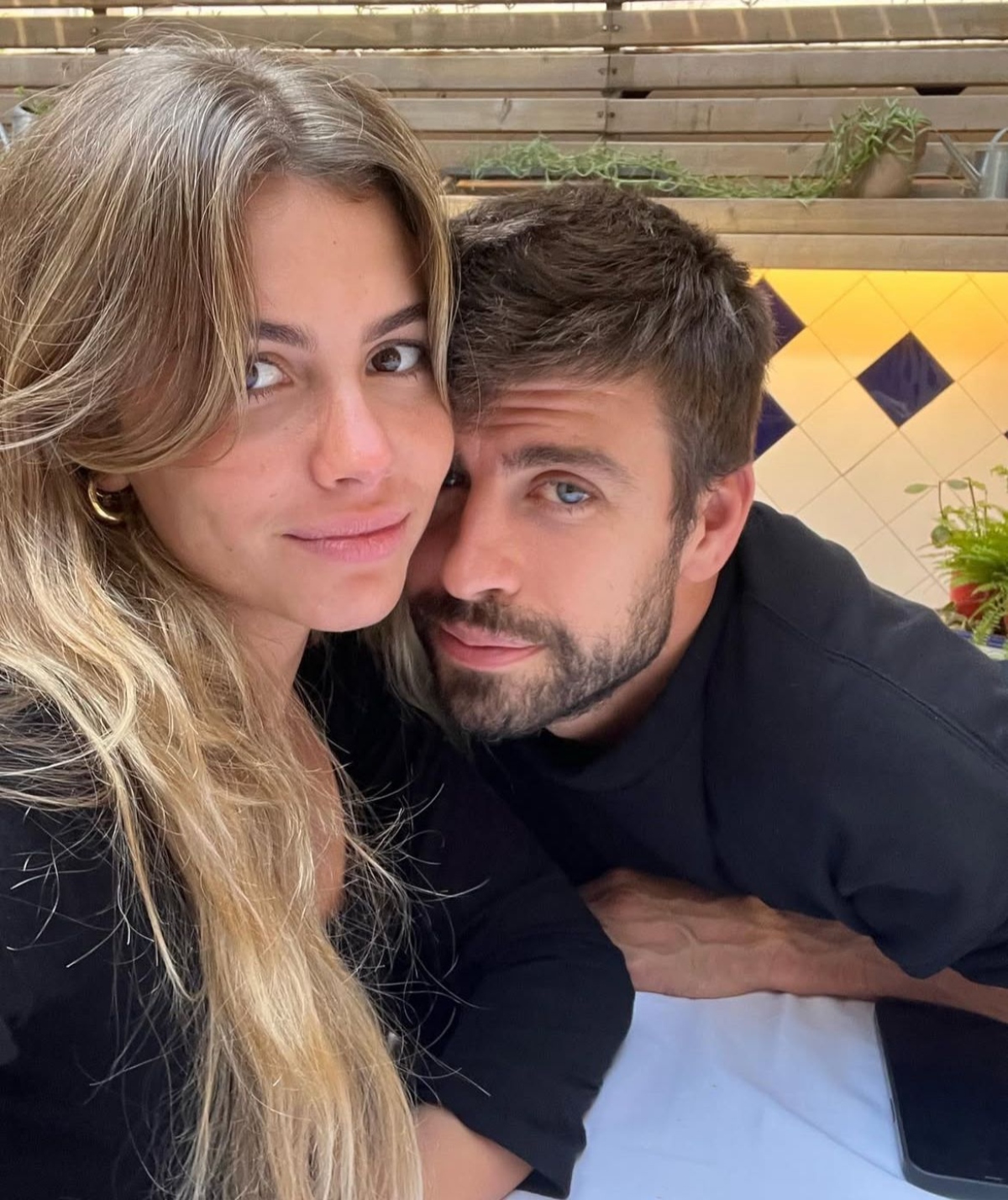 Piqué, Clara Chía, entertainment