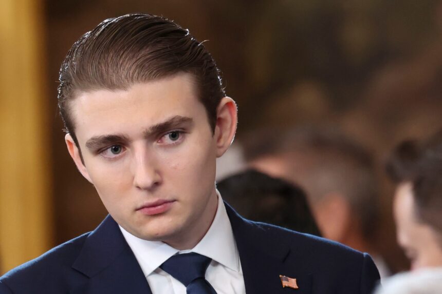 Barron Trump, política