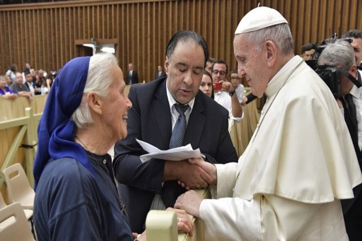 Sor Geneviève