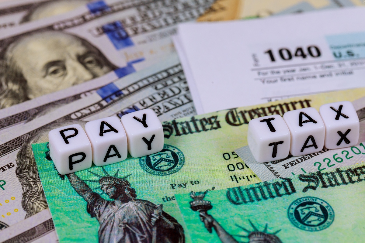 deportación por declarar impuestos, deportación, impuestos, taxes IRS, QuéOnnda