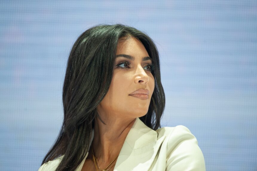 Kim Kardashian, famosos