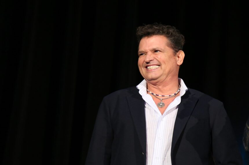 Carlos Vives Majo Aguilar