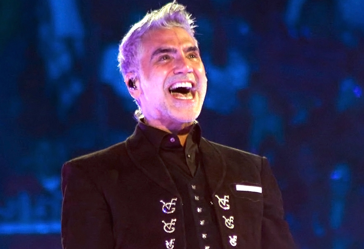 Alejandro Fernández, música