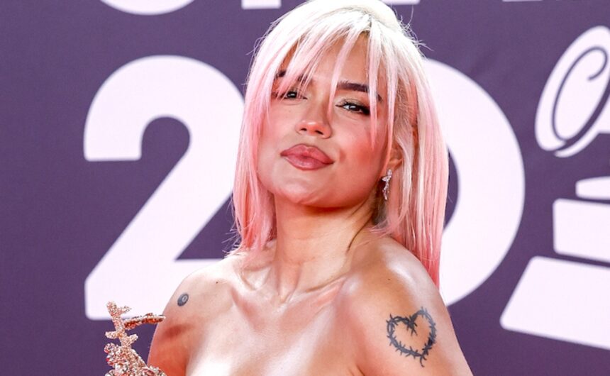 Karol G, famosos, música, entretenimiento