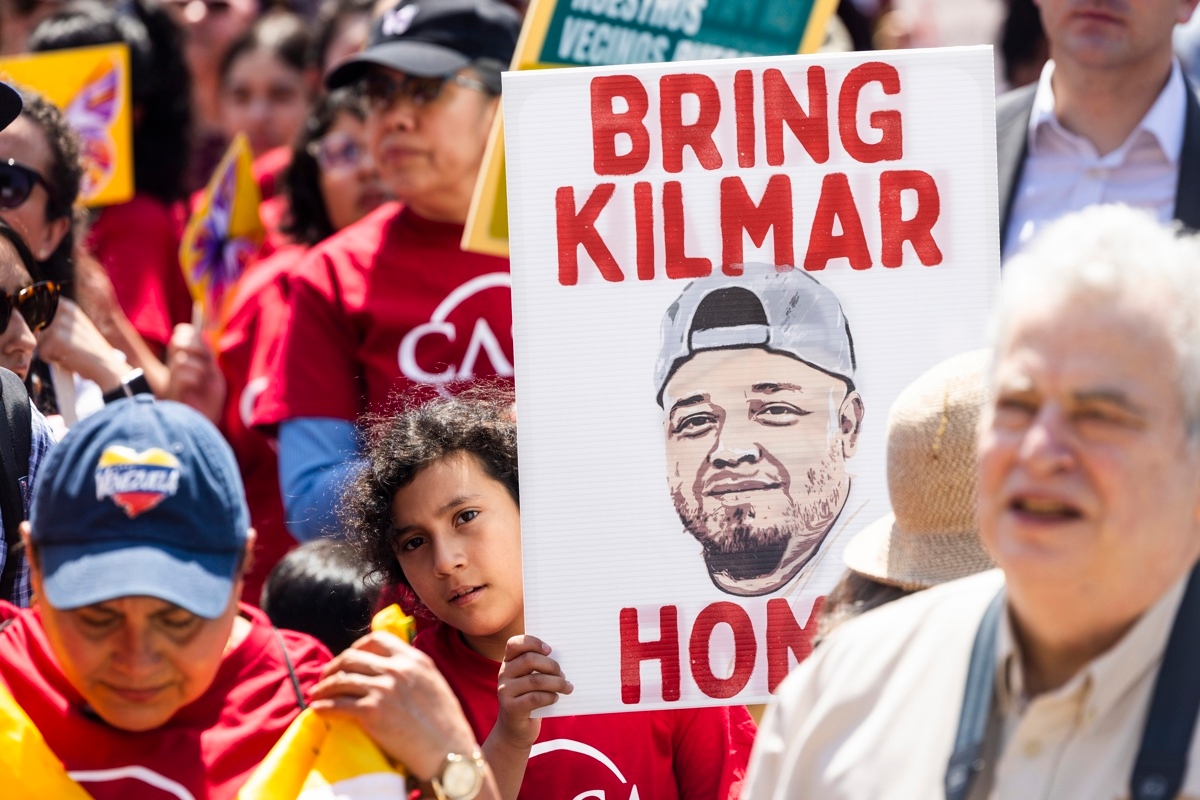 Trump defends deportations without due process, deportations without due process, Trump, deportations, QuéOnnda