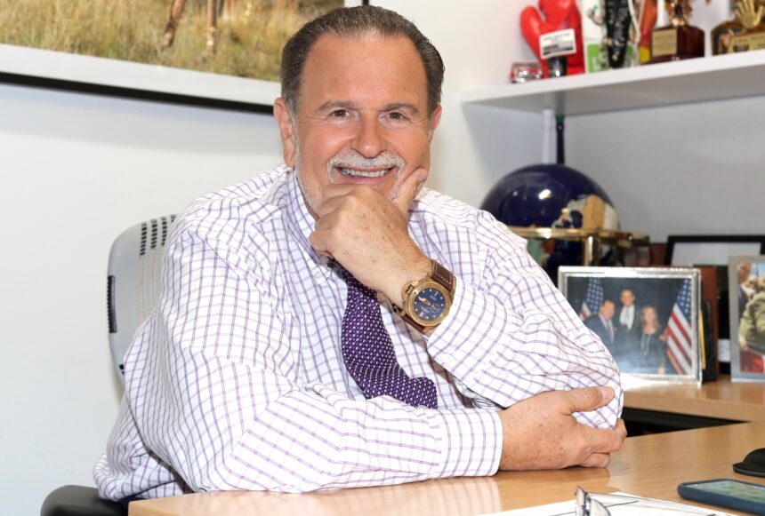 Raúl de Molina, cirugía, televisión