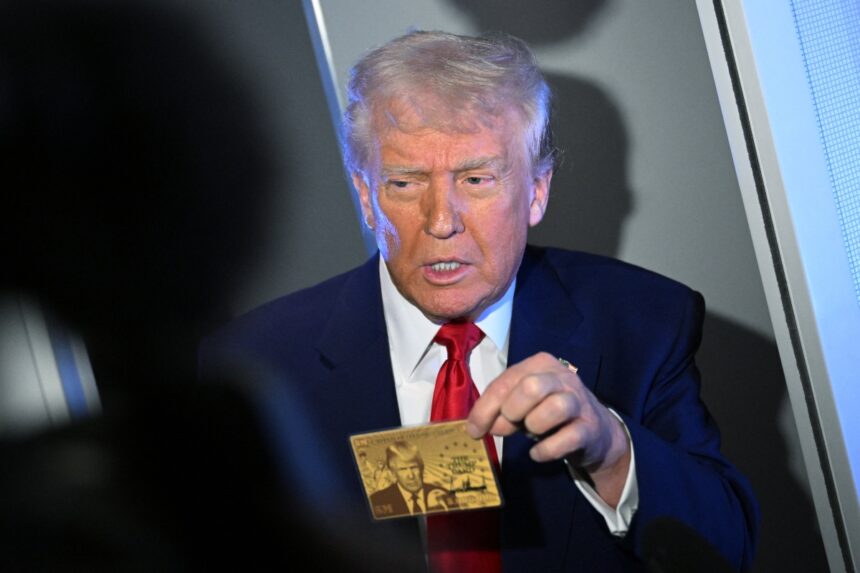 Trump, visa, tarjeta dorada
