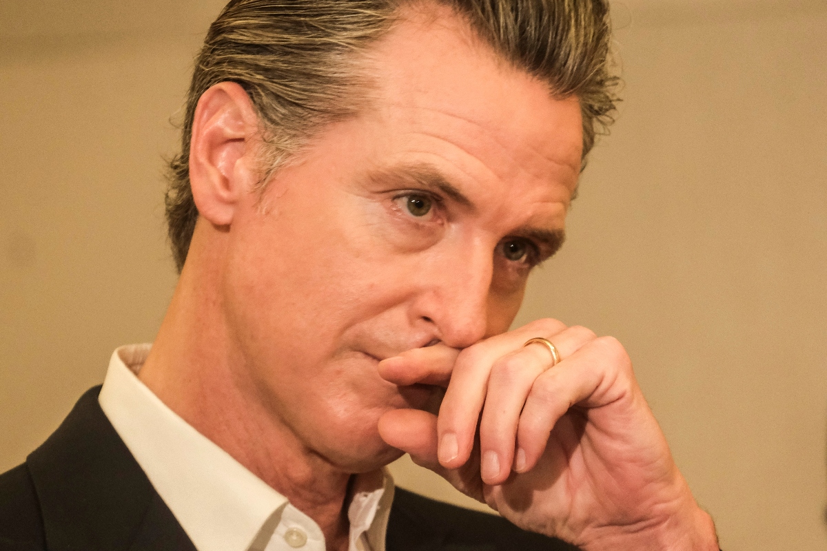Pam Bondi, Gavin Newsom