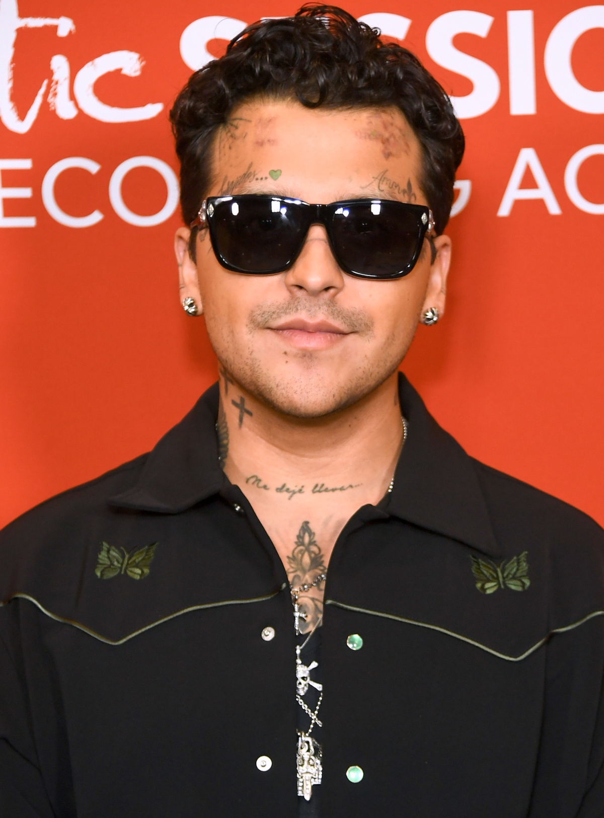 Christian Nodal, famosos, música