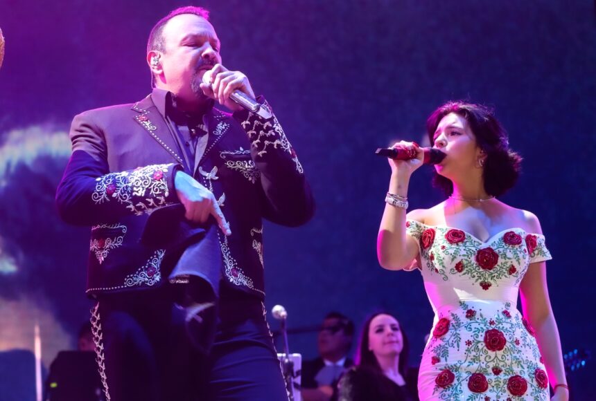 Pepe Aguilar, Ángela Aguilar