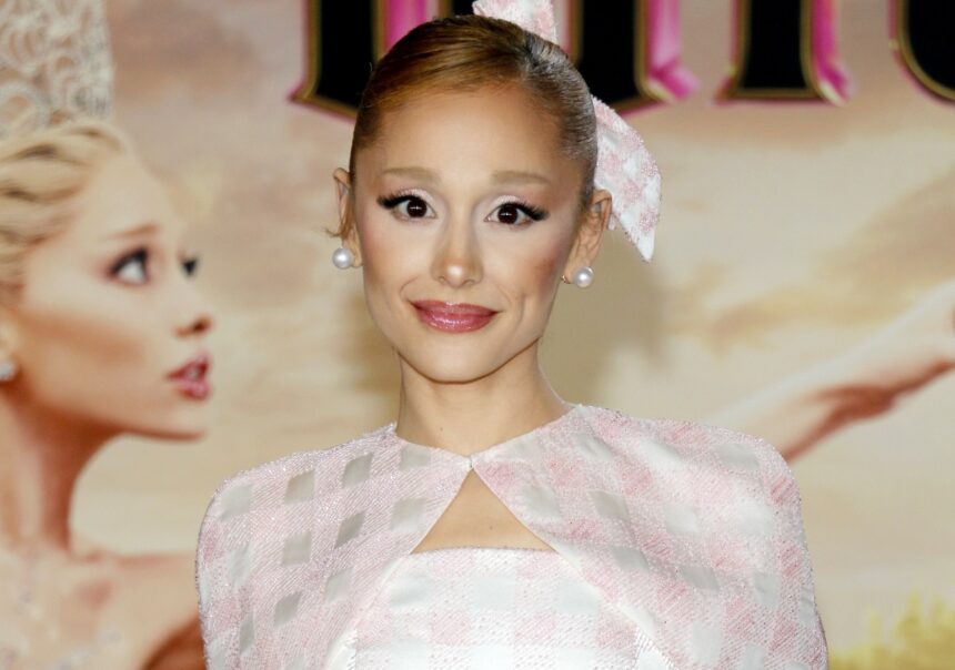Ariana Grande, gira
