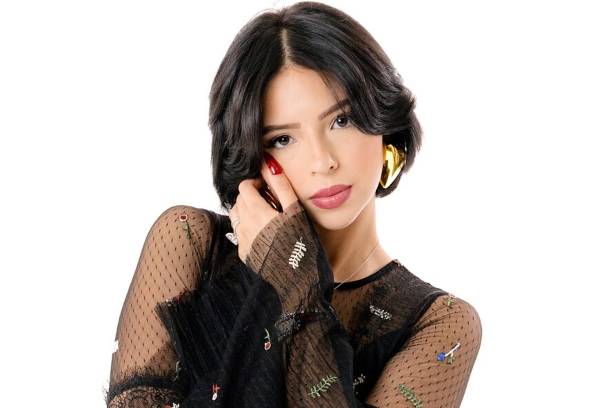 Ángela Aguilar, música
