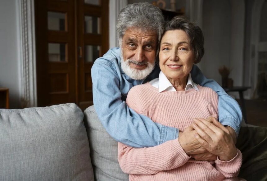 migrantes tienen derecho pensión, abuelos hispanos, abuelos, jubilación, pensión