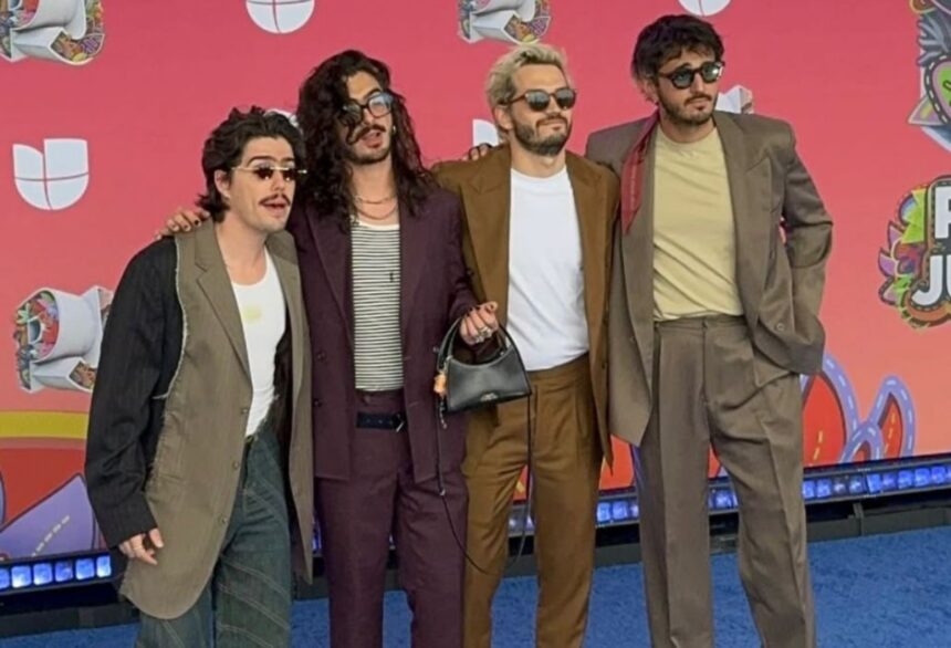 Bad Bunny, Morat, Premios Juventud