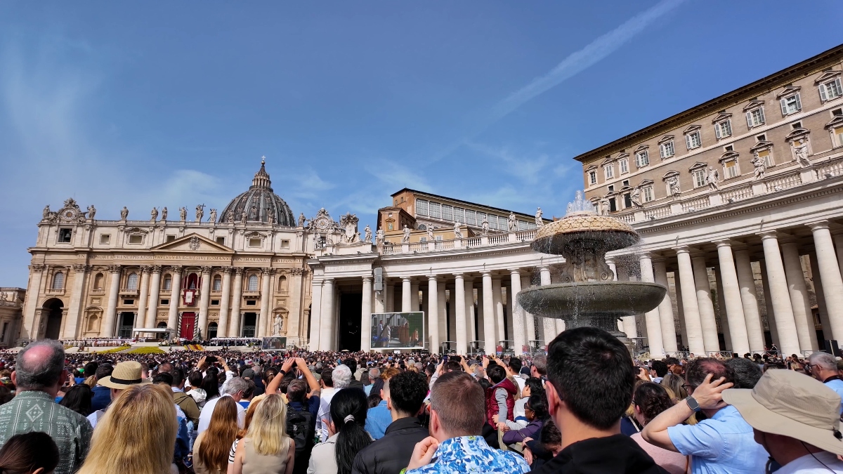 Vaticano, concierto, Karol G