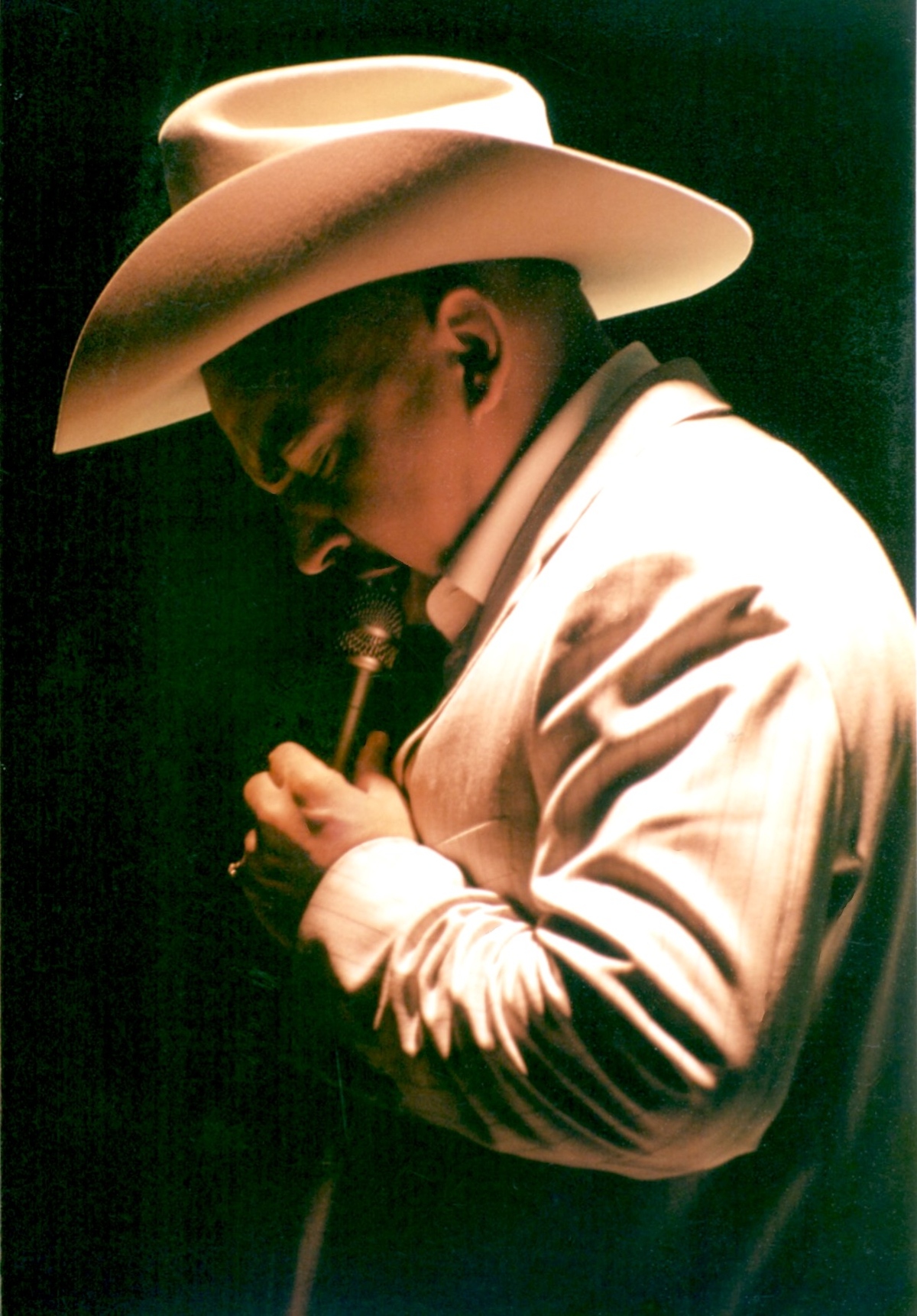 Belinda, Lupillo Rivera