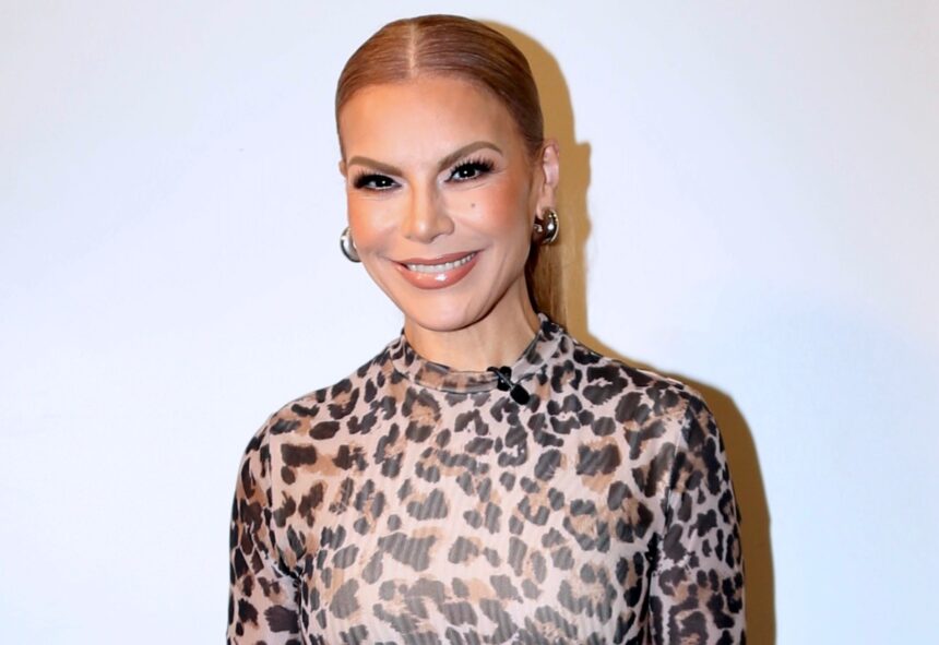 Olga Tañón, música