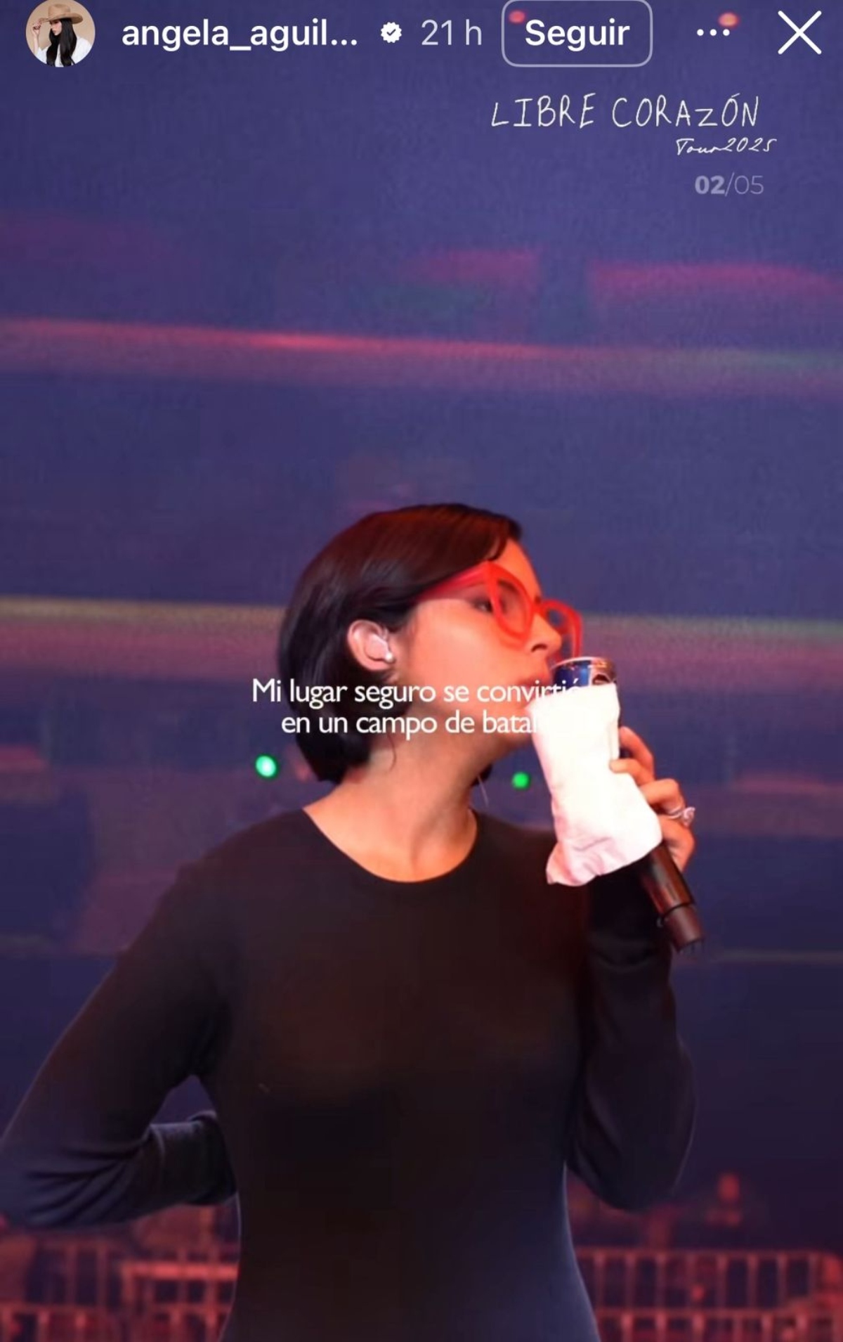 Ángela Aguilar, famosos