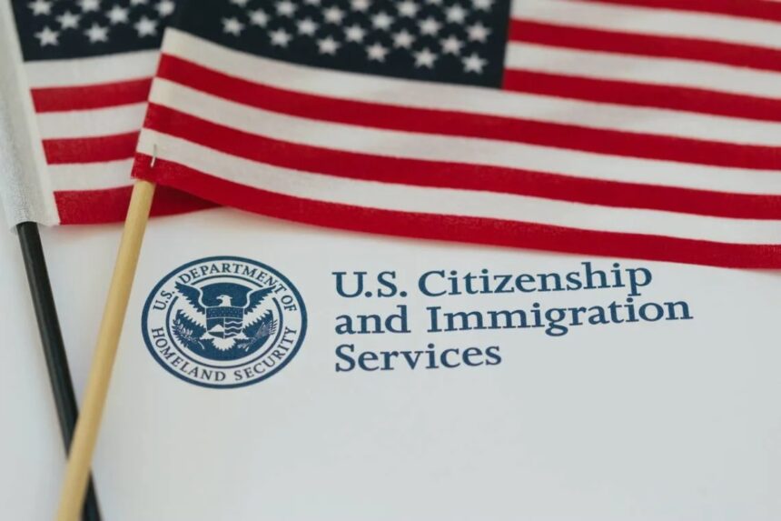 USCIS fee waiver, fee waiver, USCIS, visas, TPS, QuéOnnda