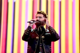 Alejandro Fernández, música