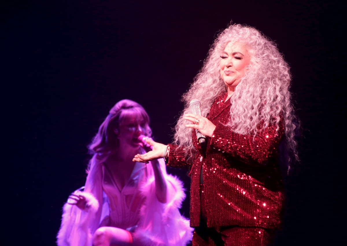 Belinda, Amanda Miguel