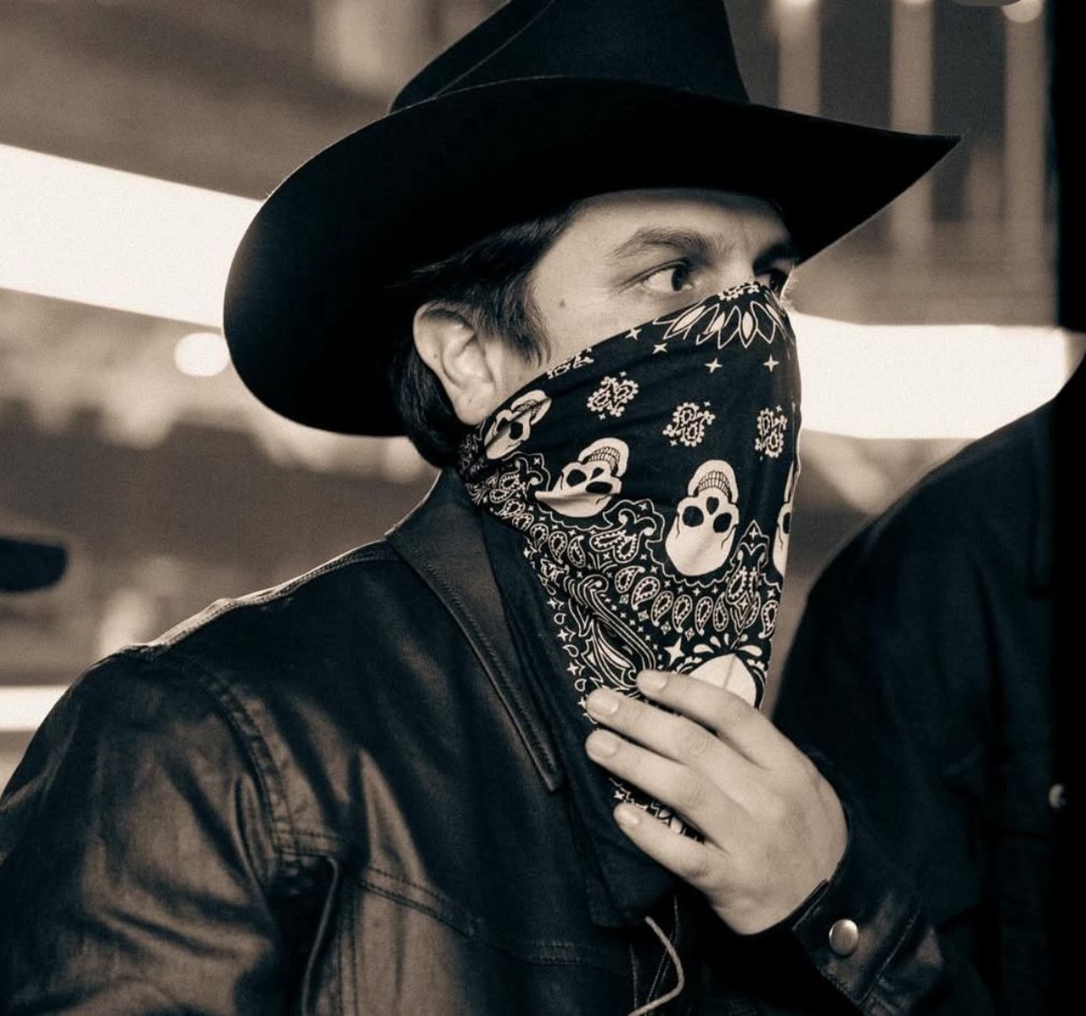 Régulo Caro, música