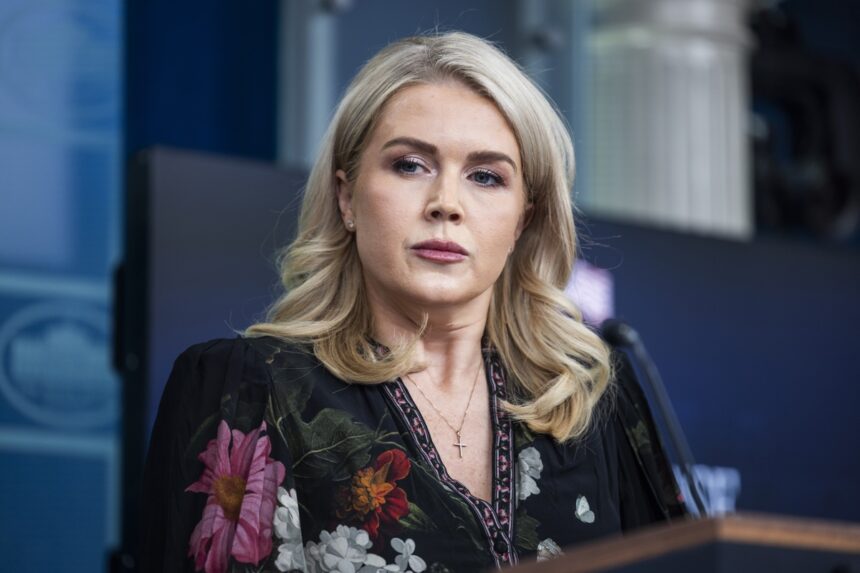 Protests against ICE hinder operations, White House Epstein mailings, White House, Epstein mailings, Trump, QuéOnnda