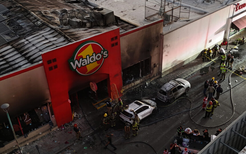 incendio en Waldo's, Waldo's, incendio en Hermosillo, Sonora, QuéOnnda