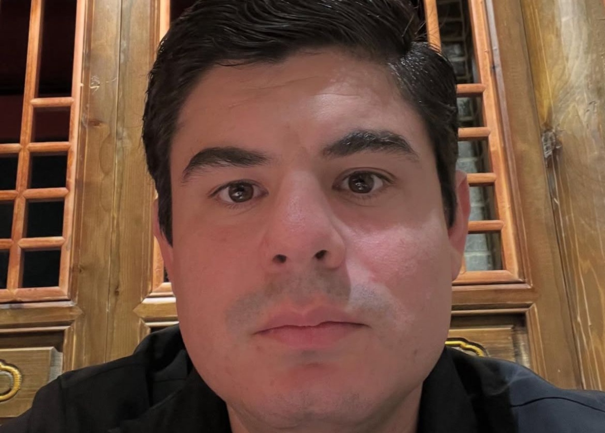 Alfredo Olivas, music