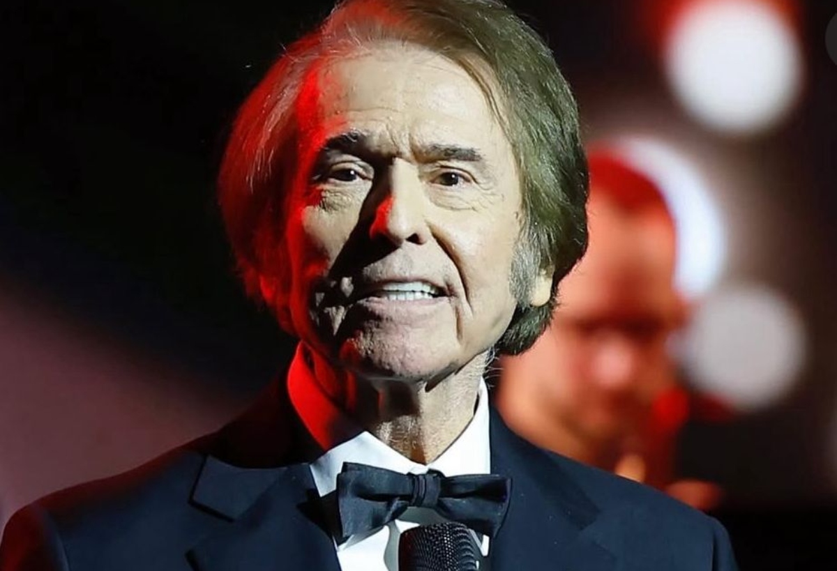 Raphael receives tribute at the Latin Grammy Awards