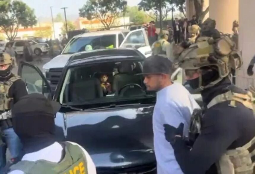 ICE carro bebé, ICE, Cypress Park, Home Depot, QuéOnnda