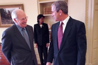 Dick Cheney, Dick Cheney George W. Bush, Bush, vicepresidente de Bush, QuéOnnda
