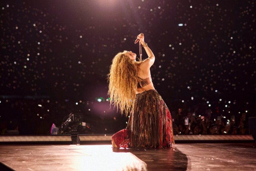 Shakira en Perú, Shakira, concierto en Perú, Shakira conciertos, Las Mujeres ya no Lloran World Tour, QuéOnnda