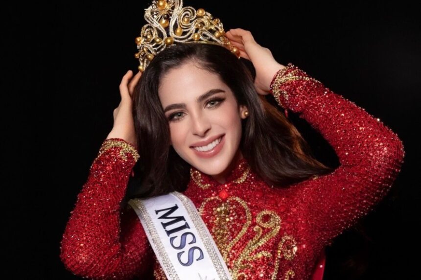 Fátima Bosch, Miss Universe