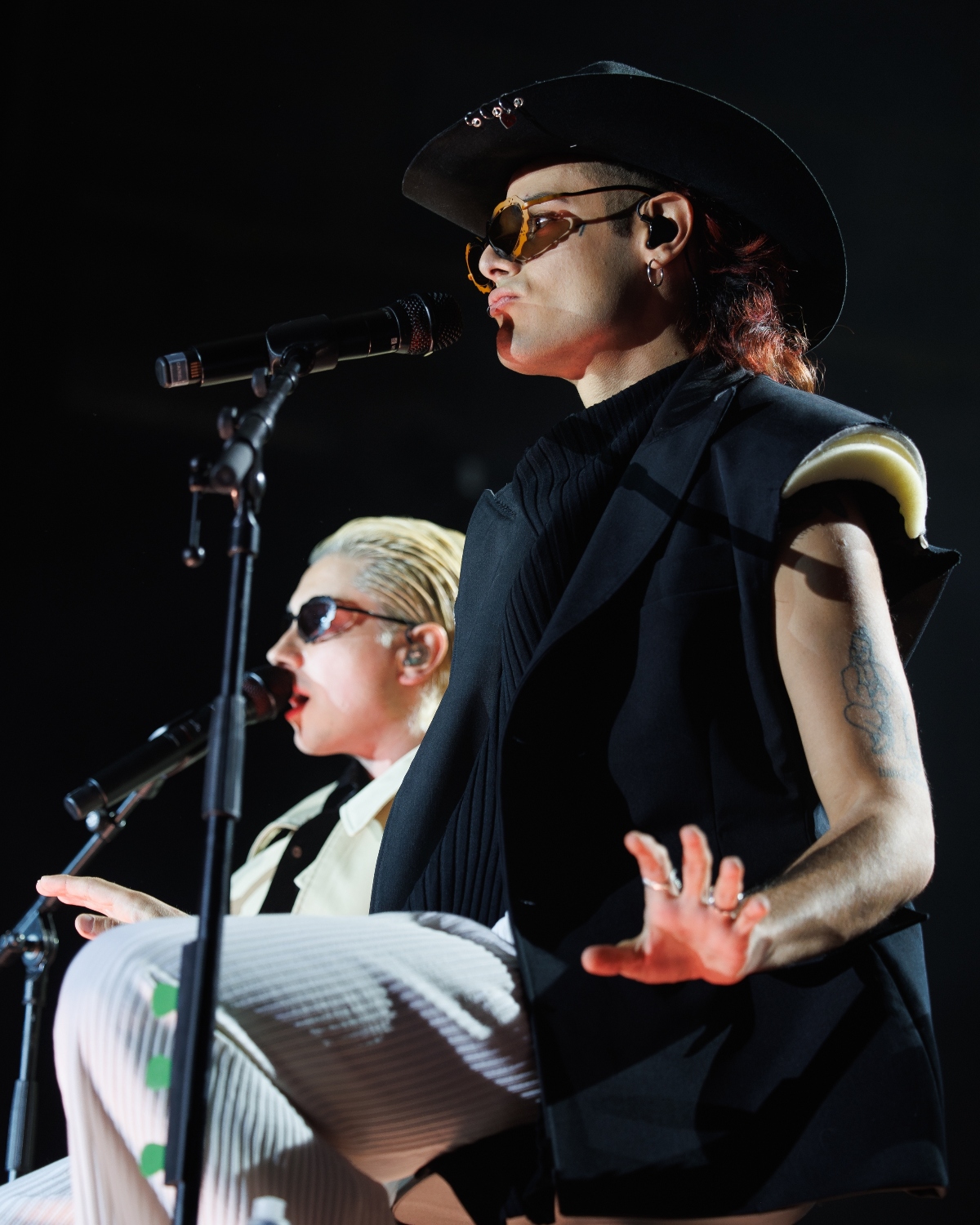 CA7RIEL & Paco Amoroso 