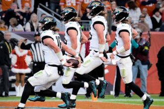 Jaguars Vs Broncos, Jaguars, Broncos, Jacksonville Jaguars, QuéOnnda