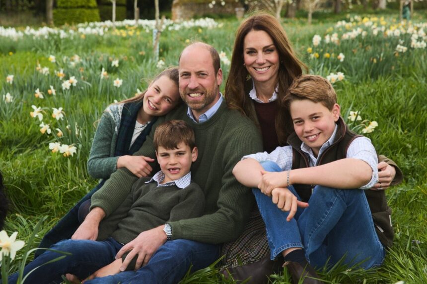 christmas photo princes of Wales, christmas photo, princes of Wales, prince William, QuéOnnda