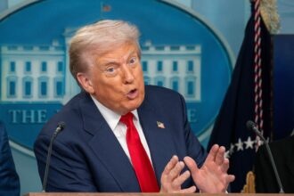 desnaturalización, quitar ciudadanía, Trump, USCIS, QuéOnnda