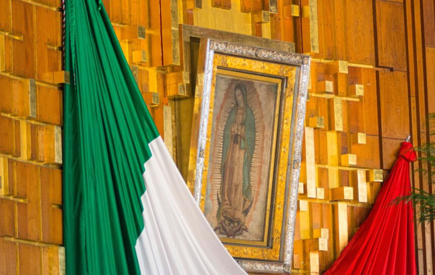 coincidencias astronómicas tilma, tilma Virgen de Guadalupe, Virgen de Guadalupe, QuéOnnda